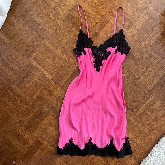 Pink Silk Chemise, size XS - Picture 3 of 7